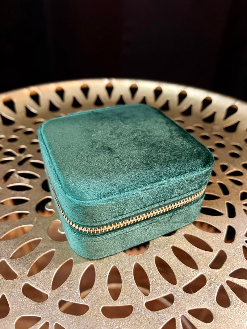 Velvet Square Jewelry Box