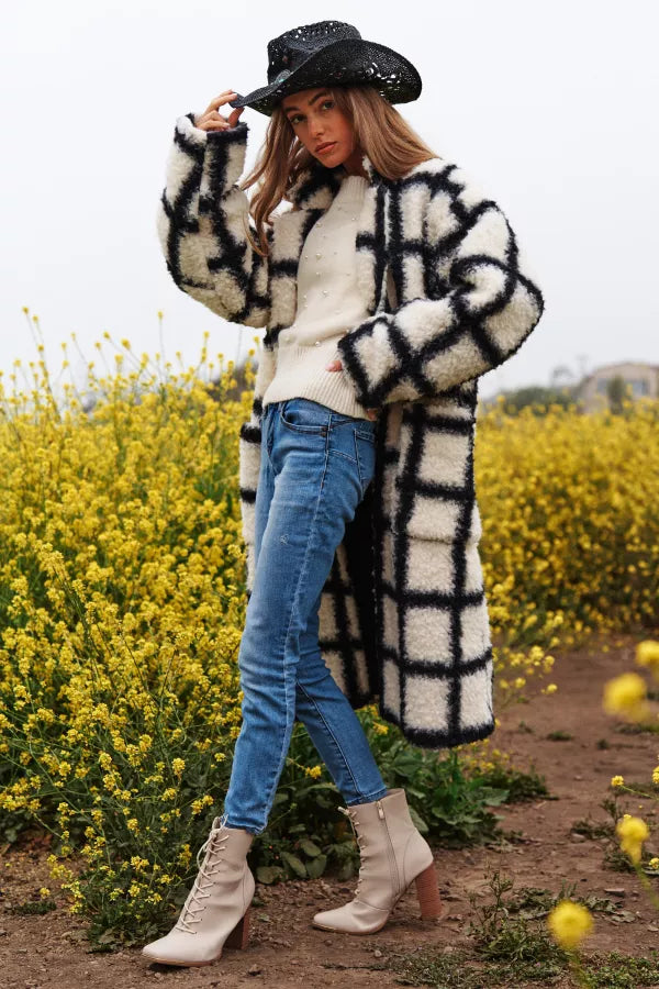 Dramatic Pause Coat