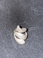 Geometric Swirl Ring