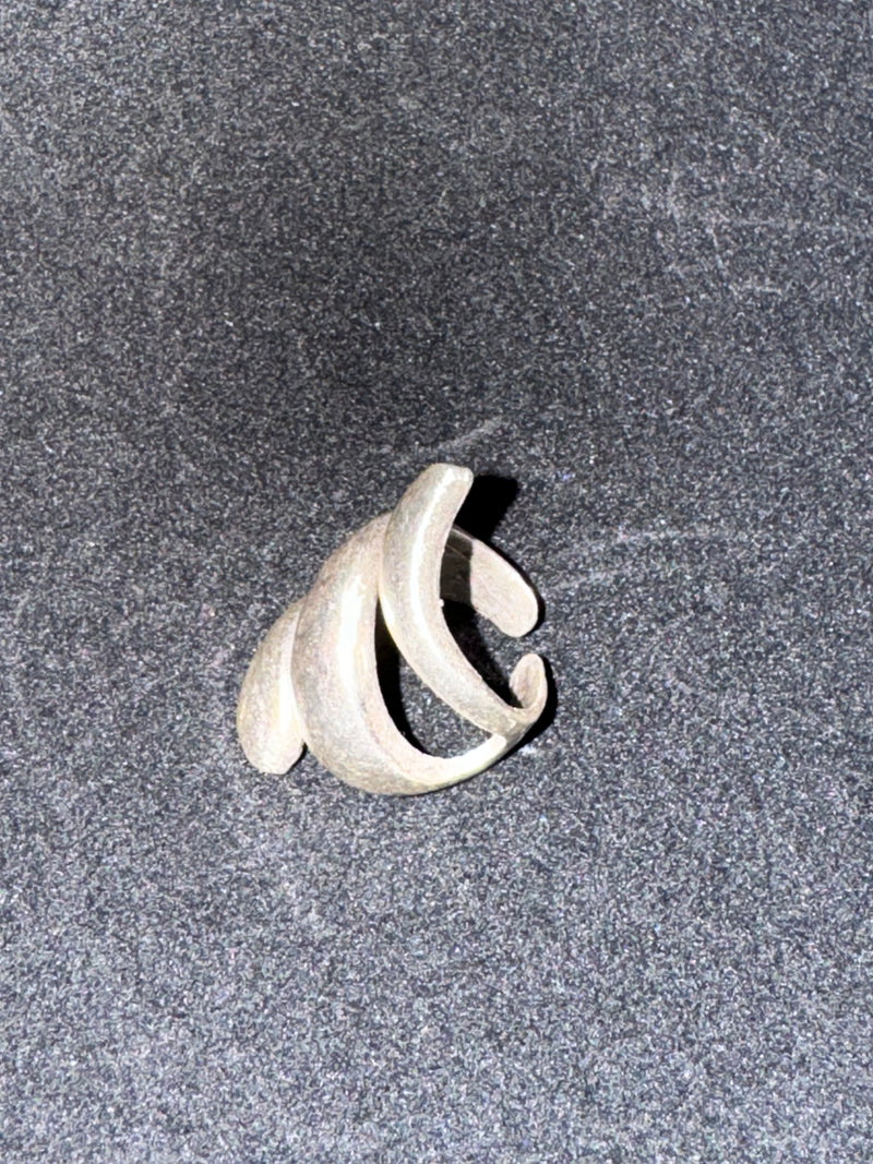 Geometric Swirl Ring