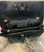 Croc Clutch