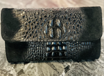 Croc Clutch