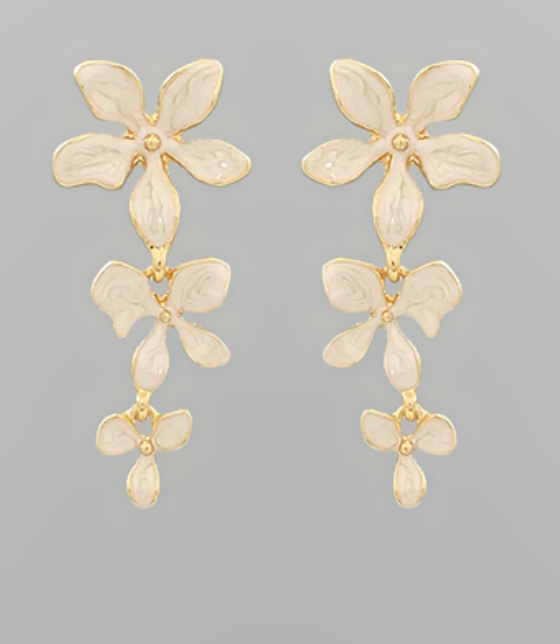 Elegant Dangely Earrings