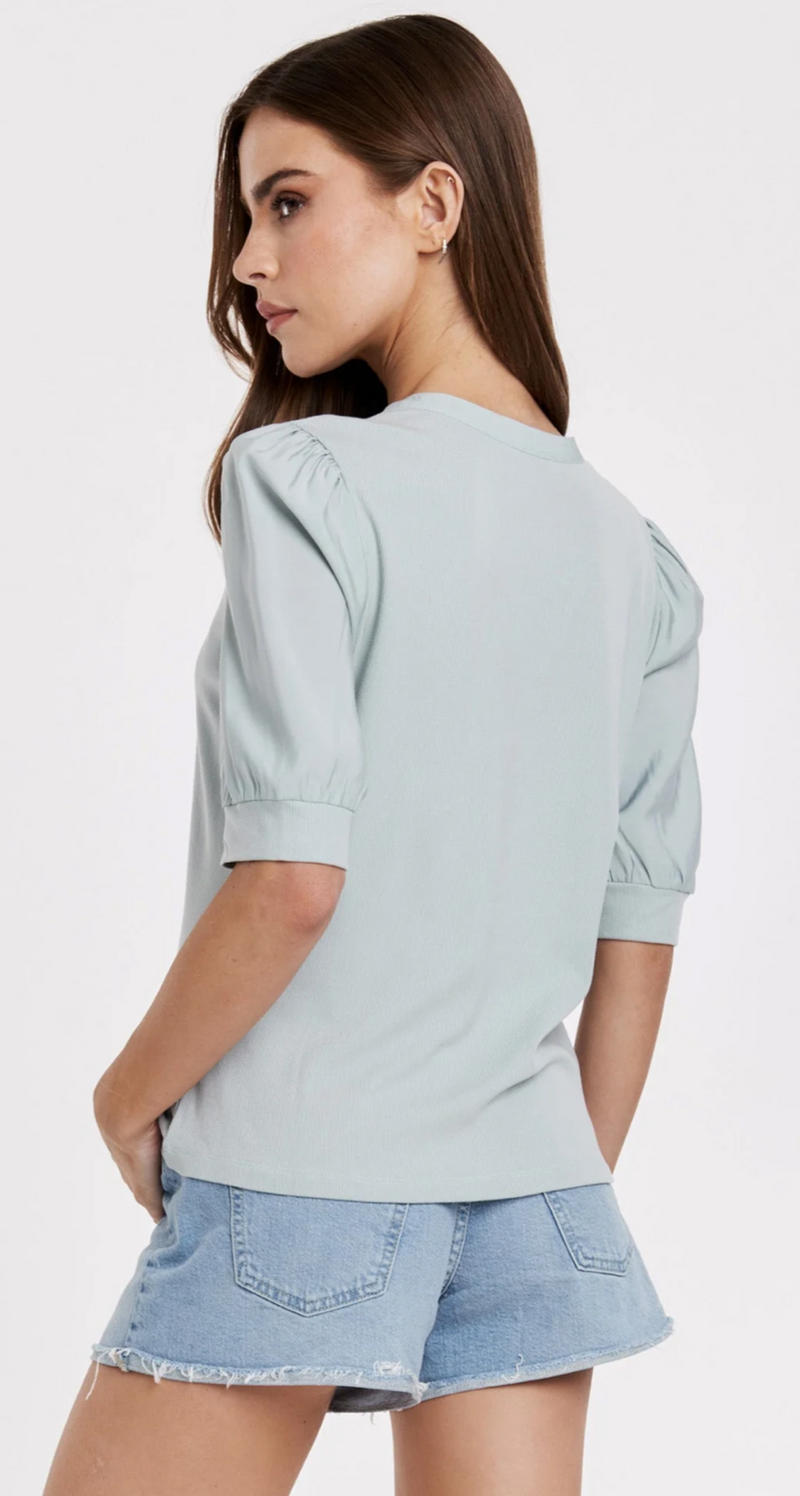 Easy Essential Top