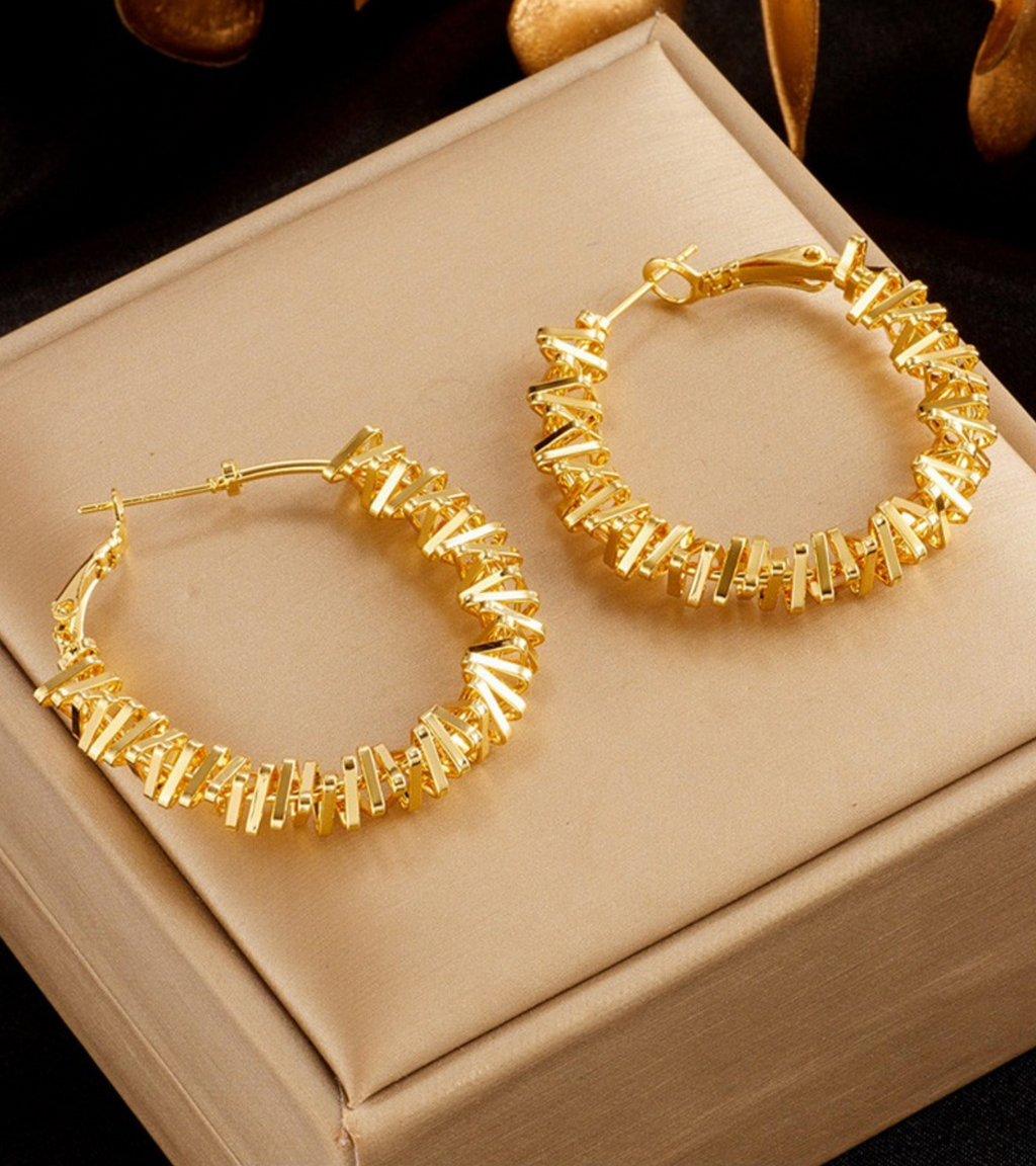 Tilted Halo Hoops