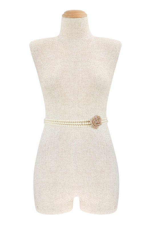 Delicate Pearl Belt
