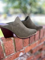 Crinkle Olive Mule