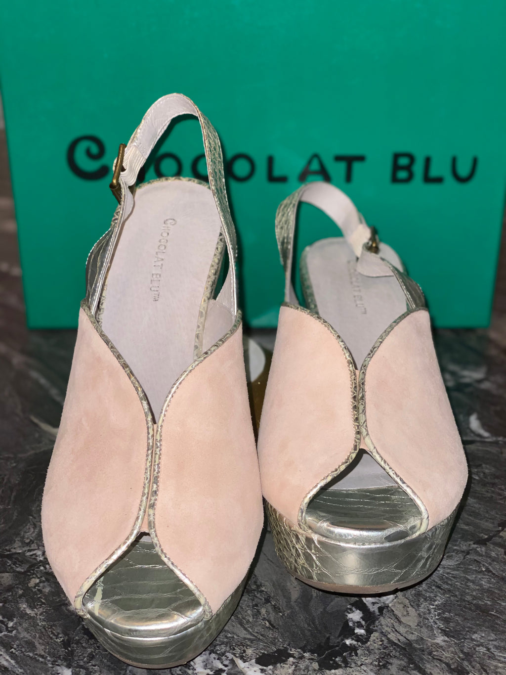 Walta - Blush Suede