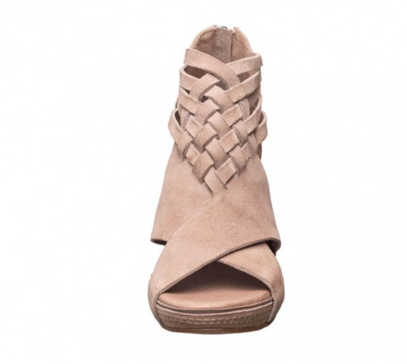 Tavi Wedge Sandal