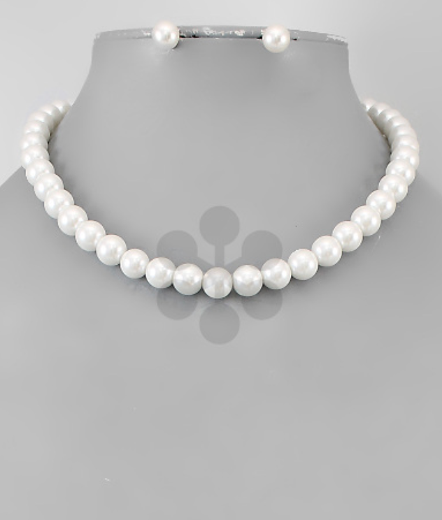 Pearl Necklace Set