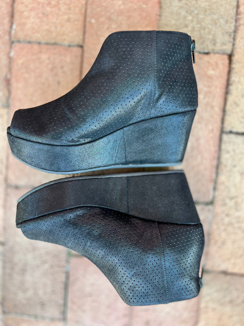 Walee Peep Toe